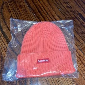Supreme Overdyed beanie in coral